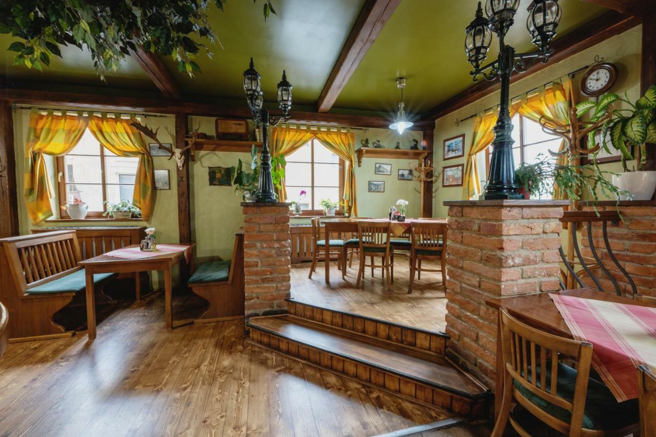 Hotel Taverna Javorník Extérieur photo