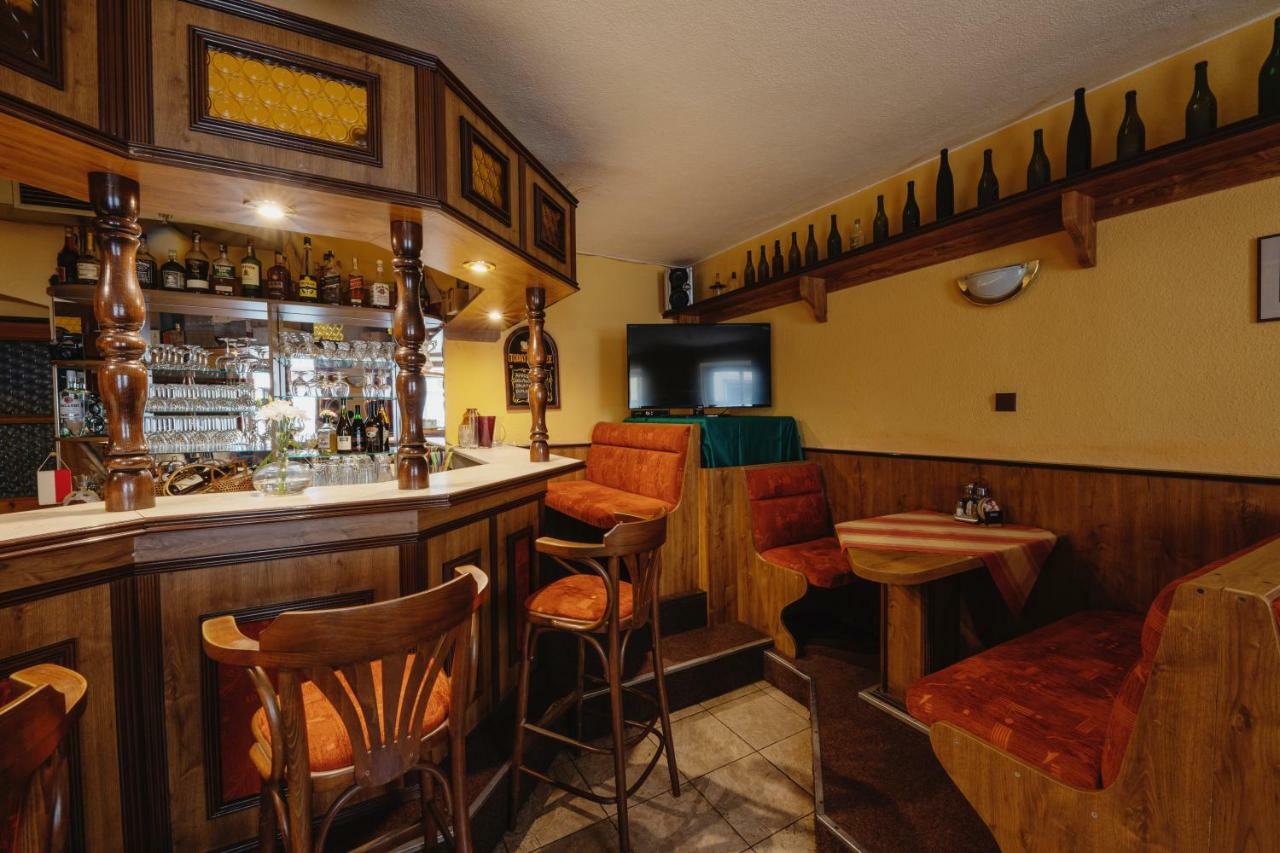 Hotel Taverna Javorník Extérieur photo