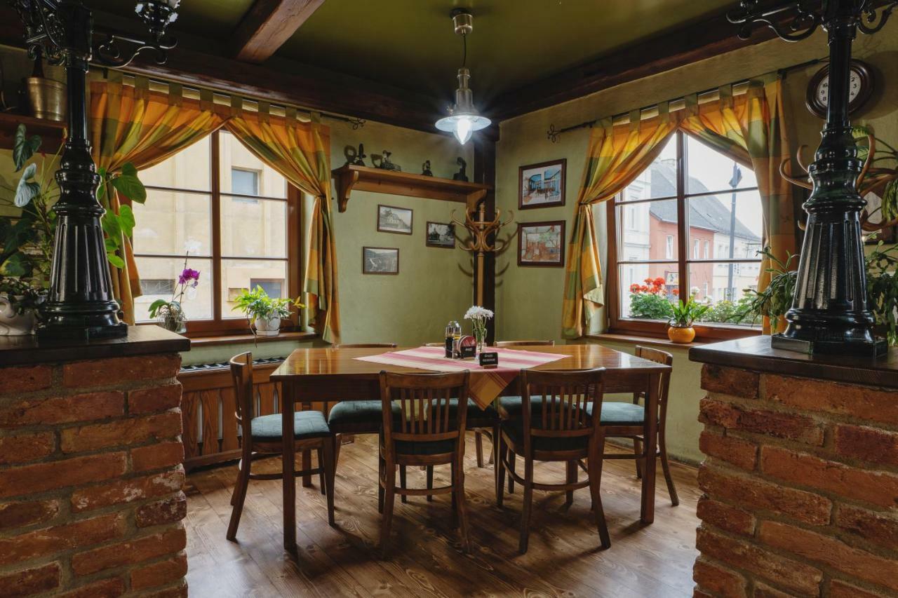 Hotel Taverna Javorník Extérieur photo
